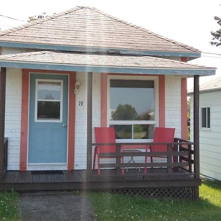 Motel Au Fleuve D'Argent Rivière-du-Loup Exteriör bild