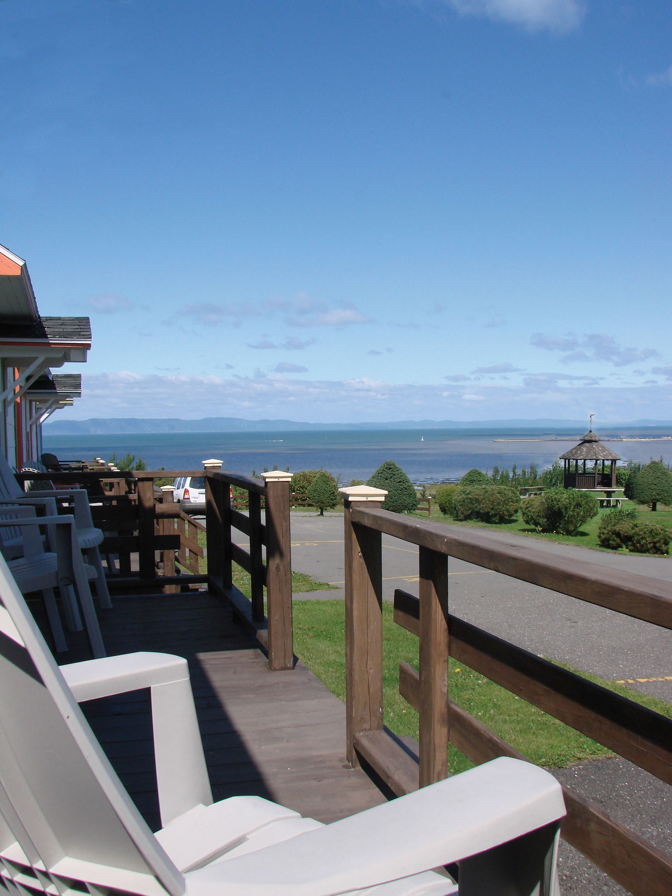 Motel Au Fleuve D'Argent Rivière-du-Loup Exteriör bild